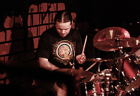 Jani playing live